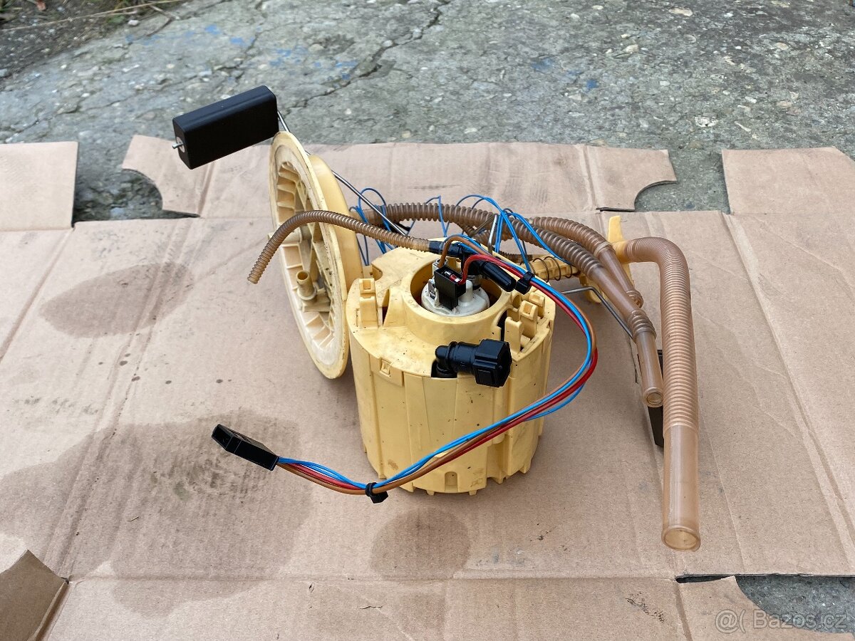 Mercedes ML W164 - čerpadlo s plovákem