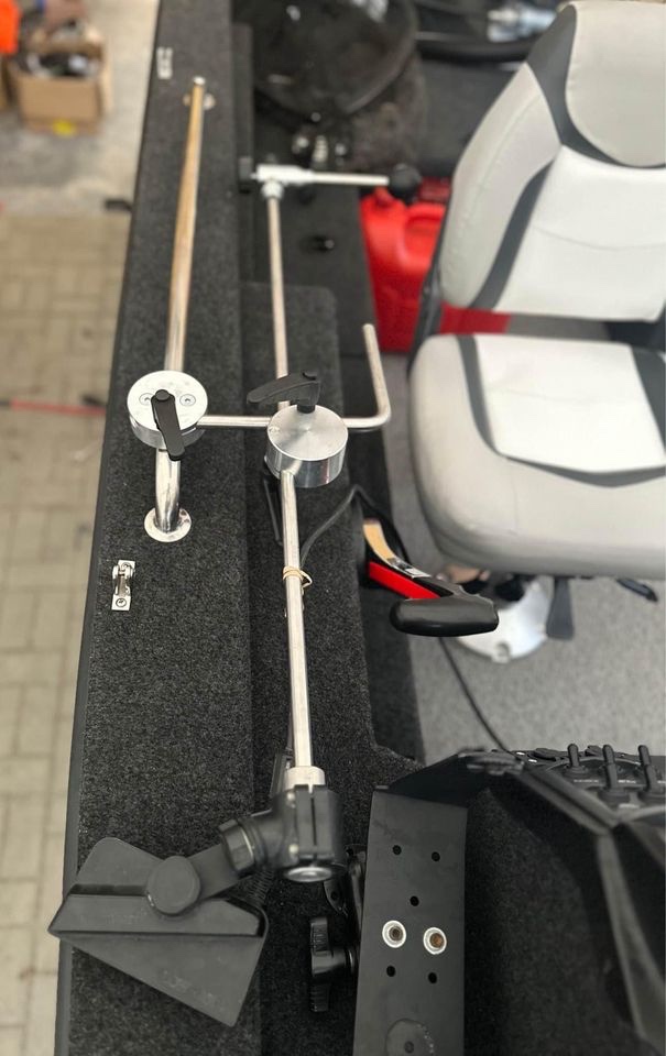 Držák echolotu - sondy, sonar, člun, loď, LiveSonar Holder