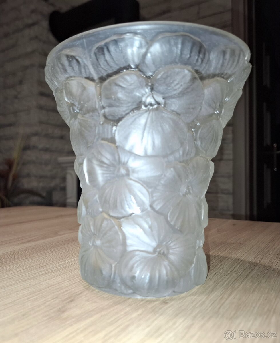 Váza macešky cca 1935