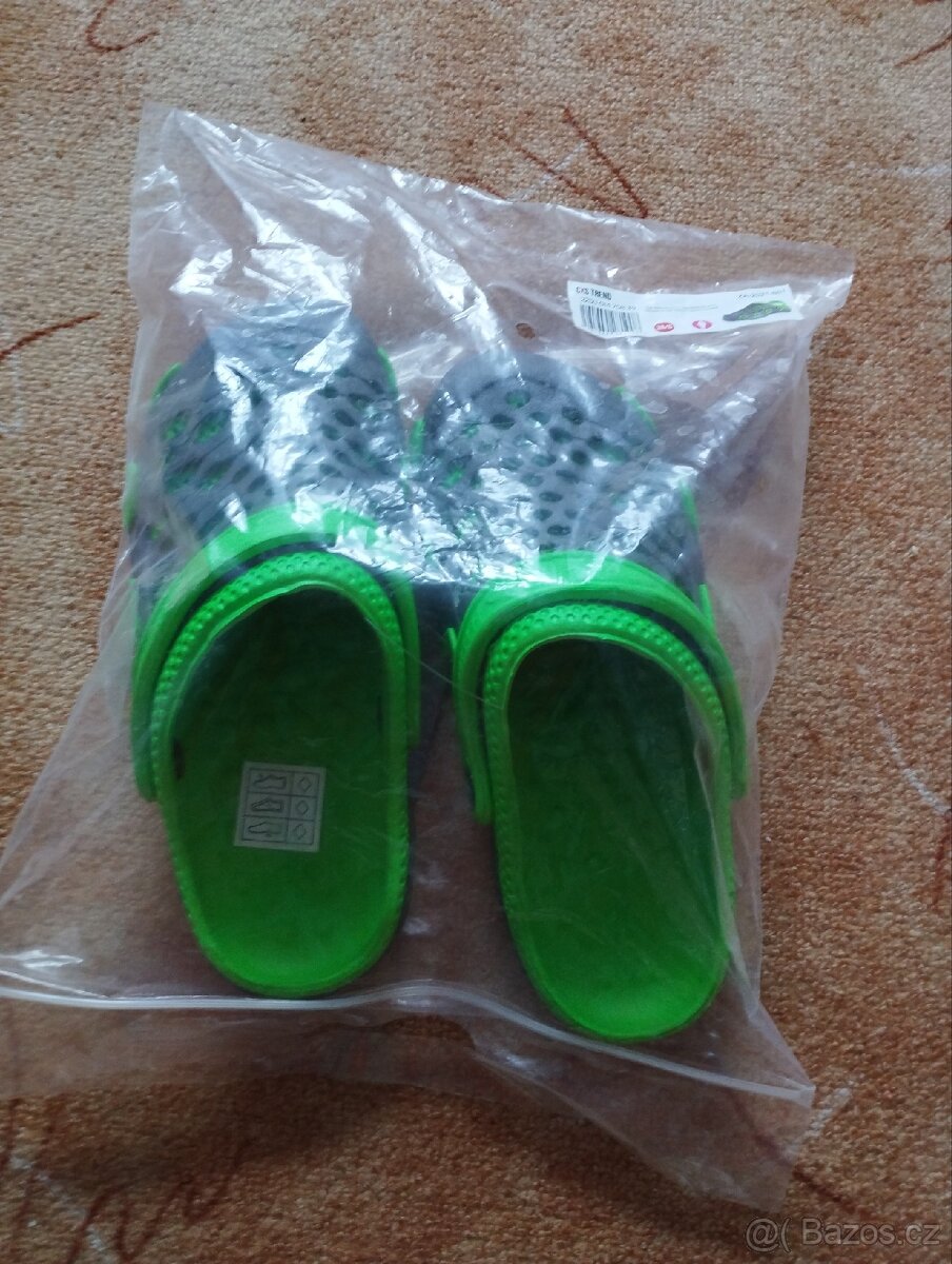 Nové dámské nazouváky vel.39..