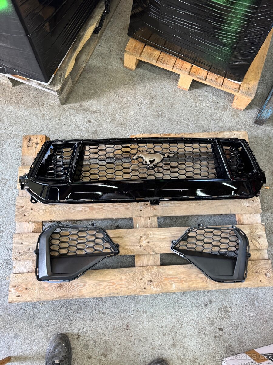 Predni mrizky Ford Mustang 2005-2024