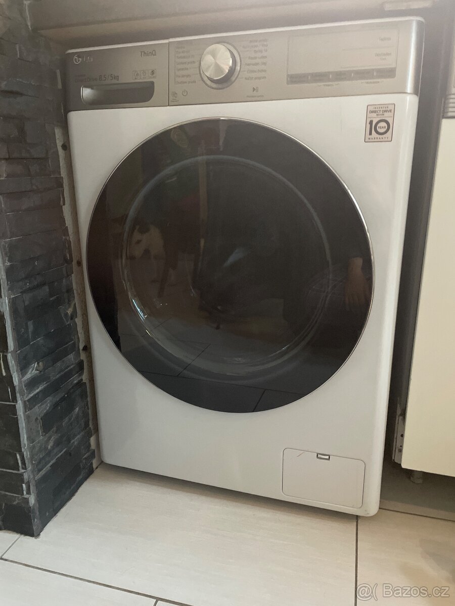 LG pracka se susickou