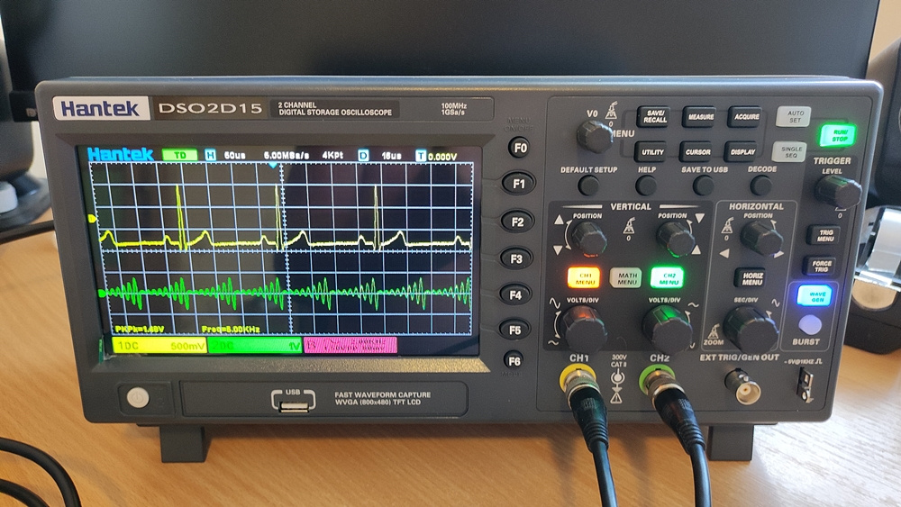 Osciloskop Hantek DSO2D15 2x150MHz s funkčním generátorem