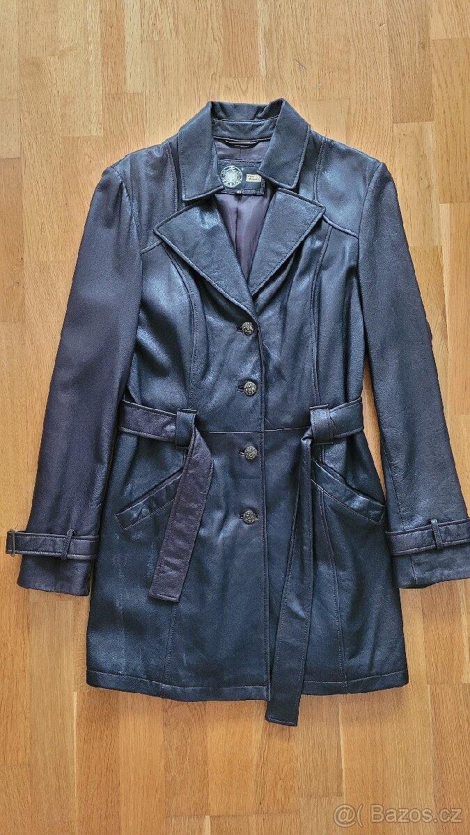 Kožný hnědý kabát Kara, vel.40
