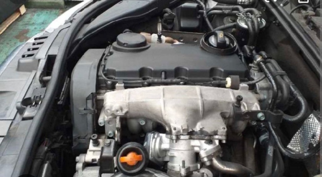 Motor 2,0 tdi 103kw Typ: BRE kompletní motor