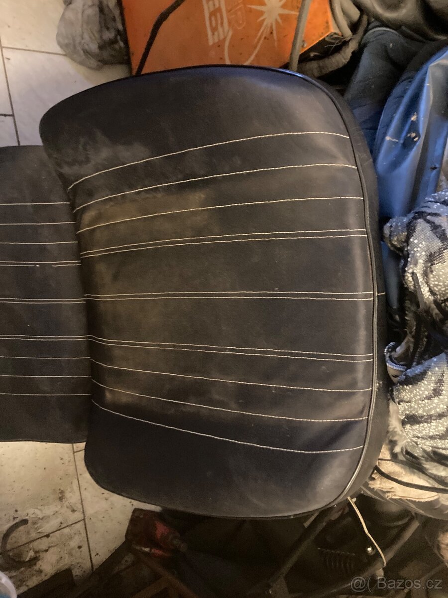 Prodám sedadla Škoda 105 120
