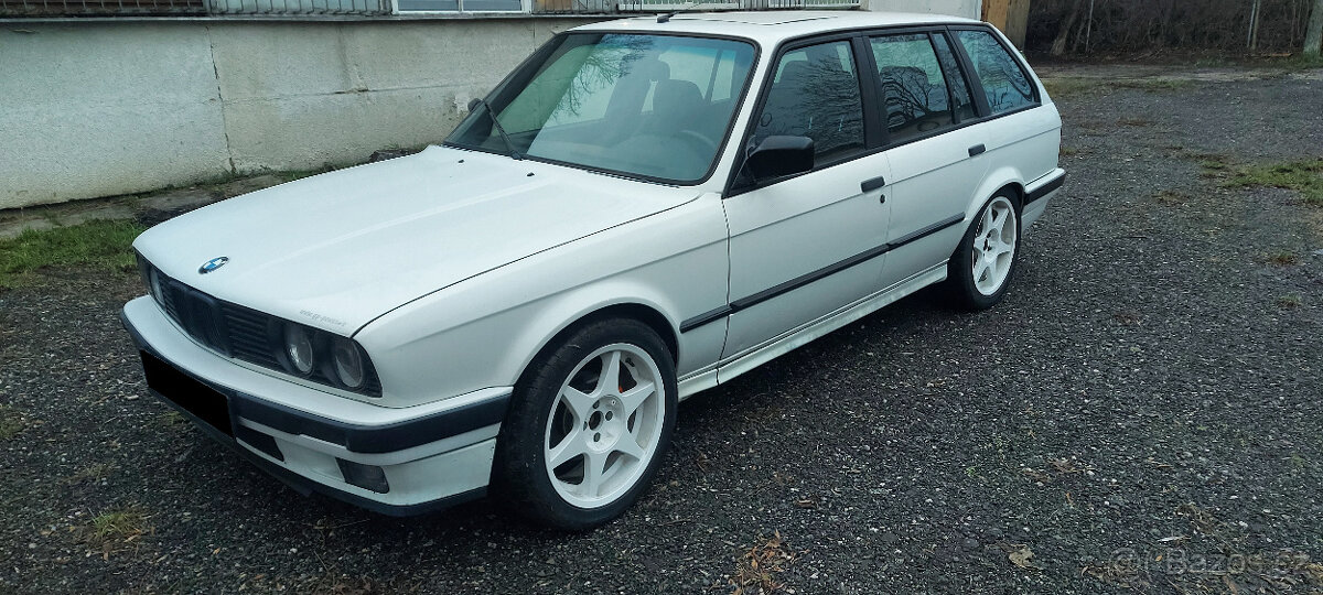BMW E30 TOURING 330i