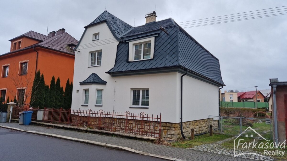 Pronájem bytu 2+1 na ulici Kollárova v Lanškrouně.