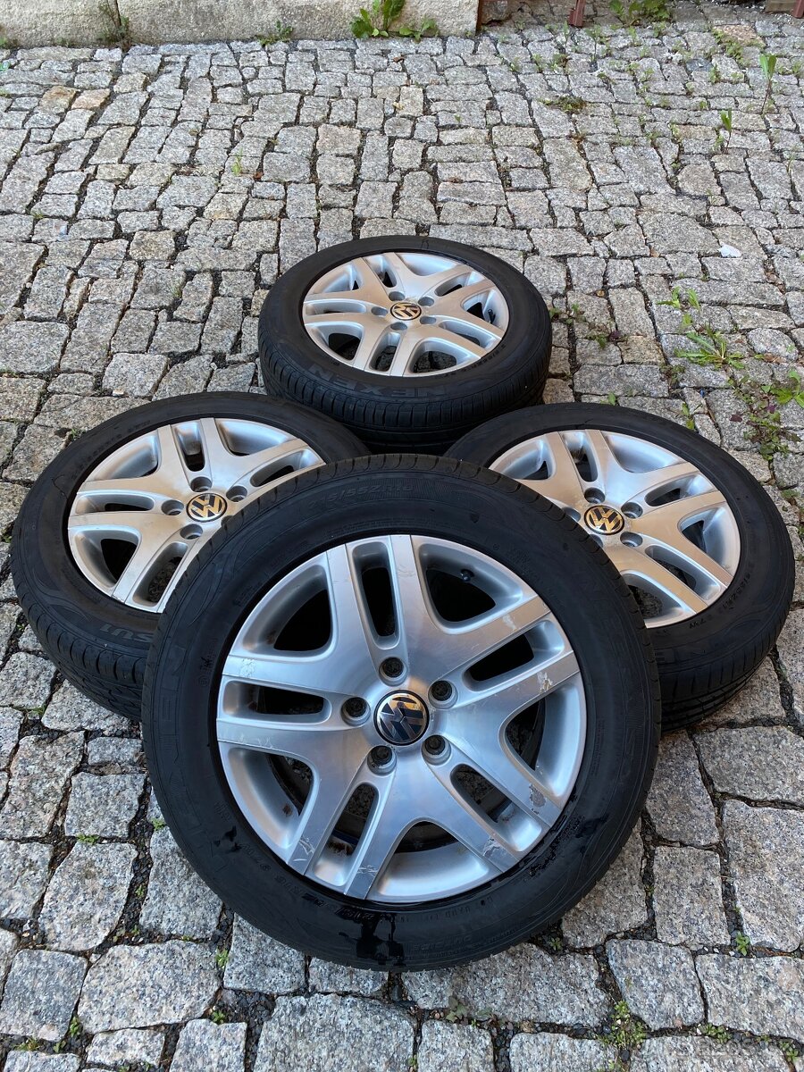 Letní sada kol na Volkswagen Sharan 215/55ZR16 97W