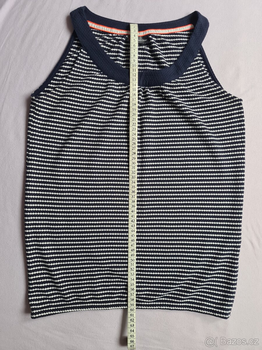 Topík - tílko vel.34 zn. STREET ONE