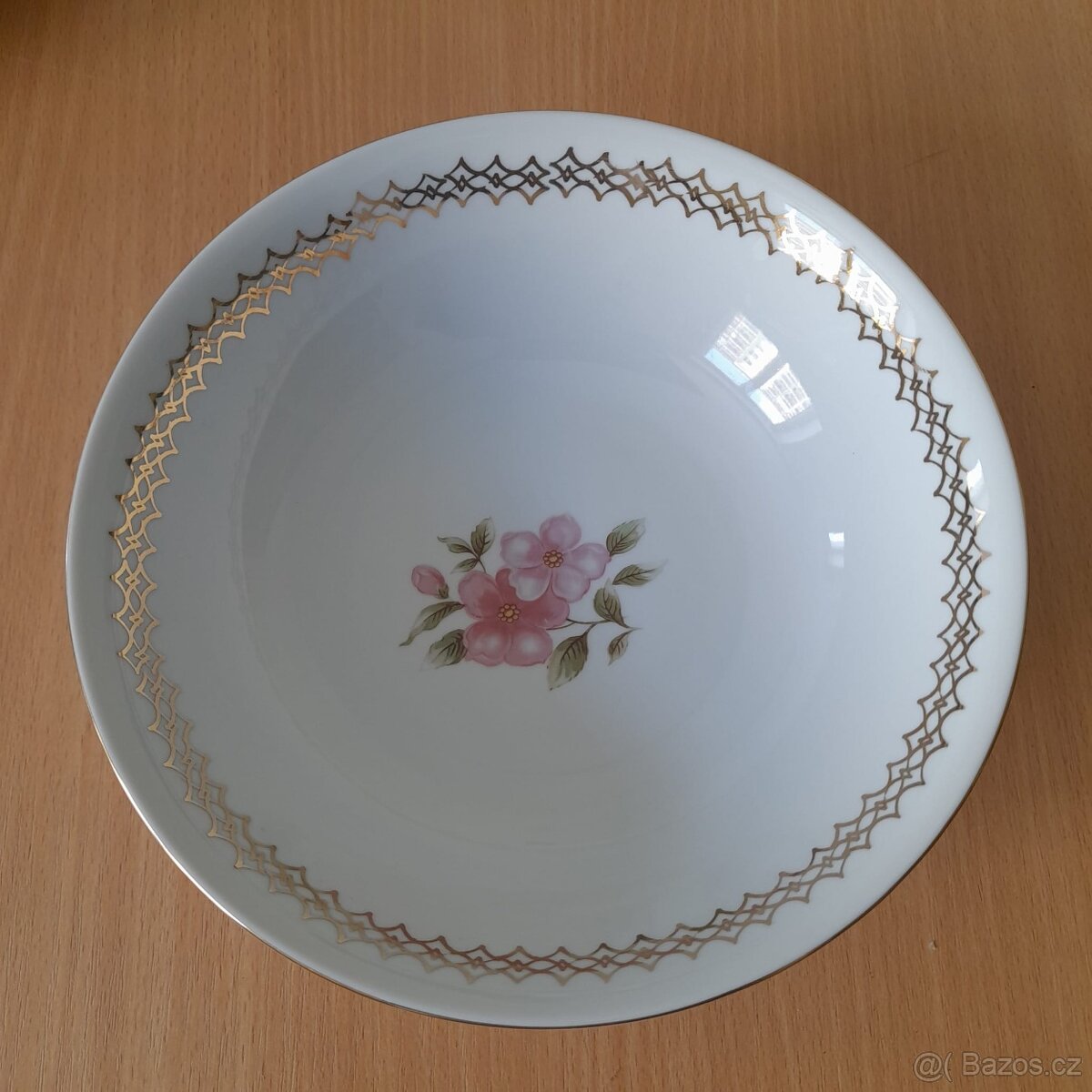 Prodám porcelánové a skleněné mísy