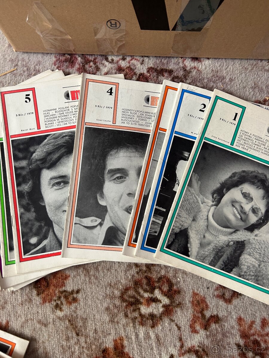 Kompletnich 12 kusu z roku 1979 casopisu Melodie