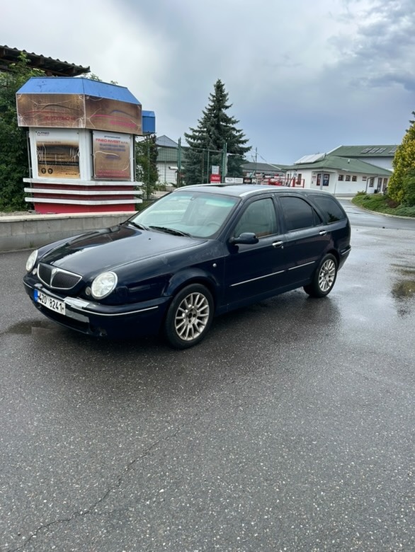 Lancia Lybra 1.9 jtd