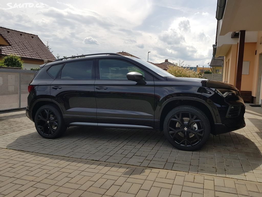 Seat Ateca 2.0TSI 140KW FR Black edice