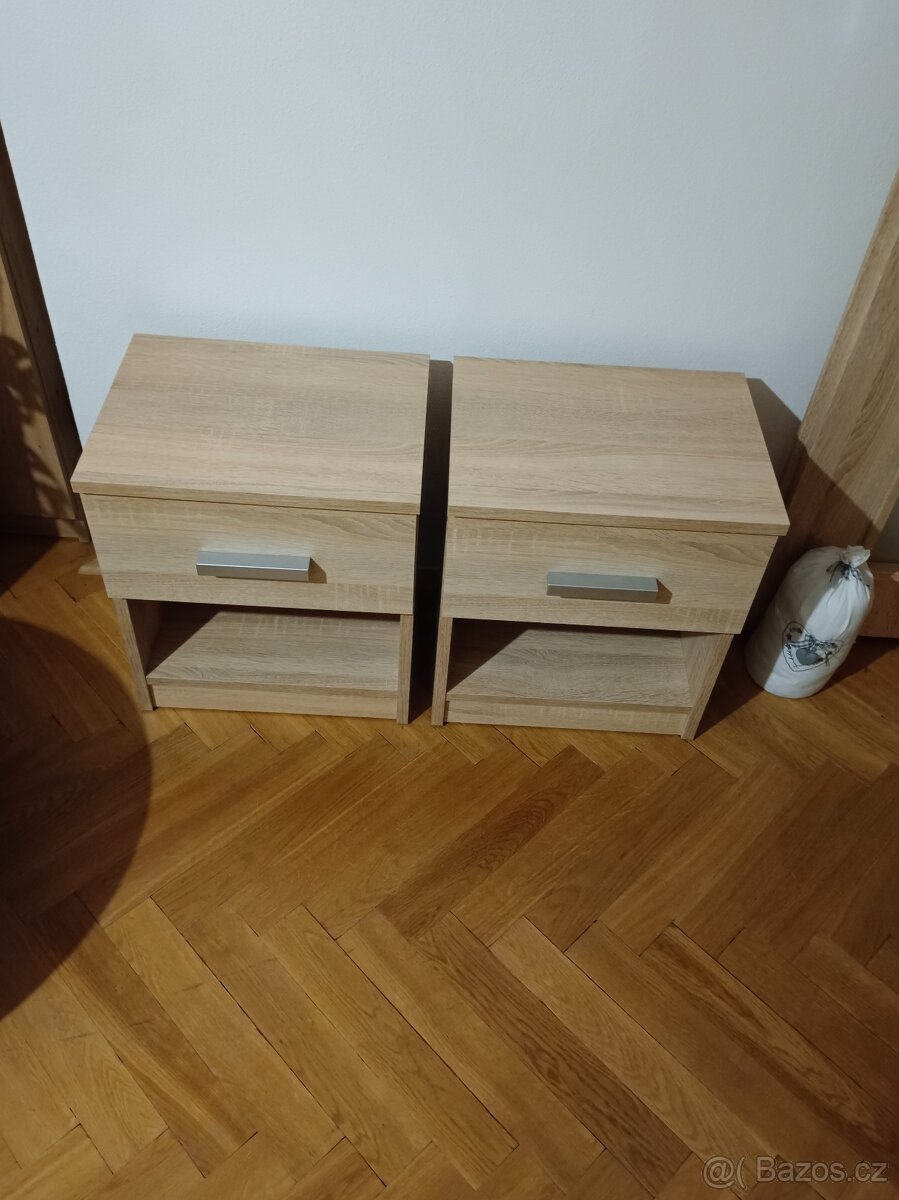 Noční stolky