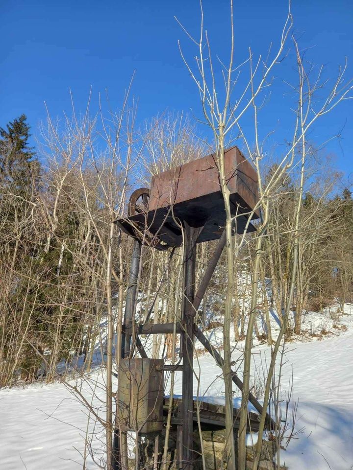 Prodám lyžařský vlek-lanovku na kotvičky