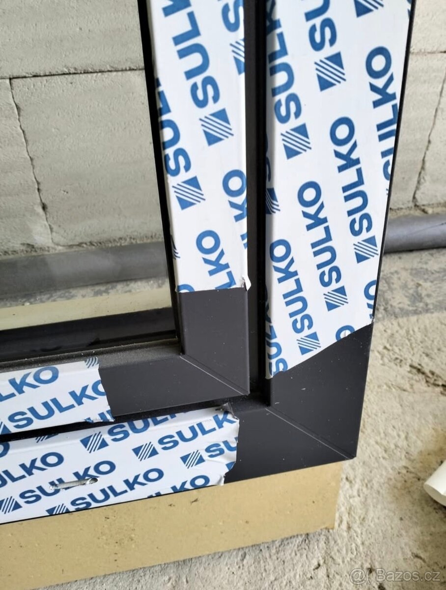 Balkónové dveře  s purenitem Sulko