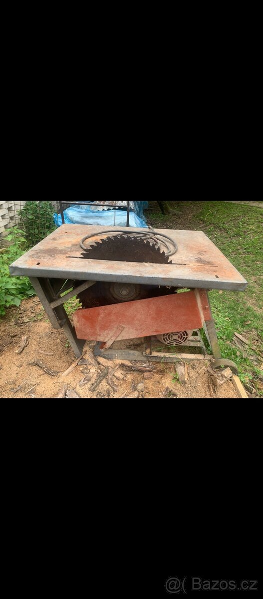 Cirkulárka z kolébkou