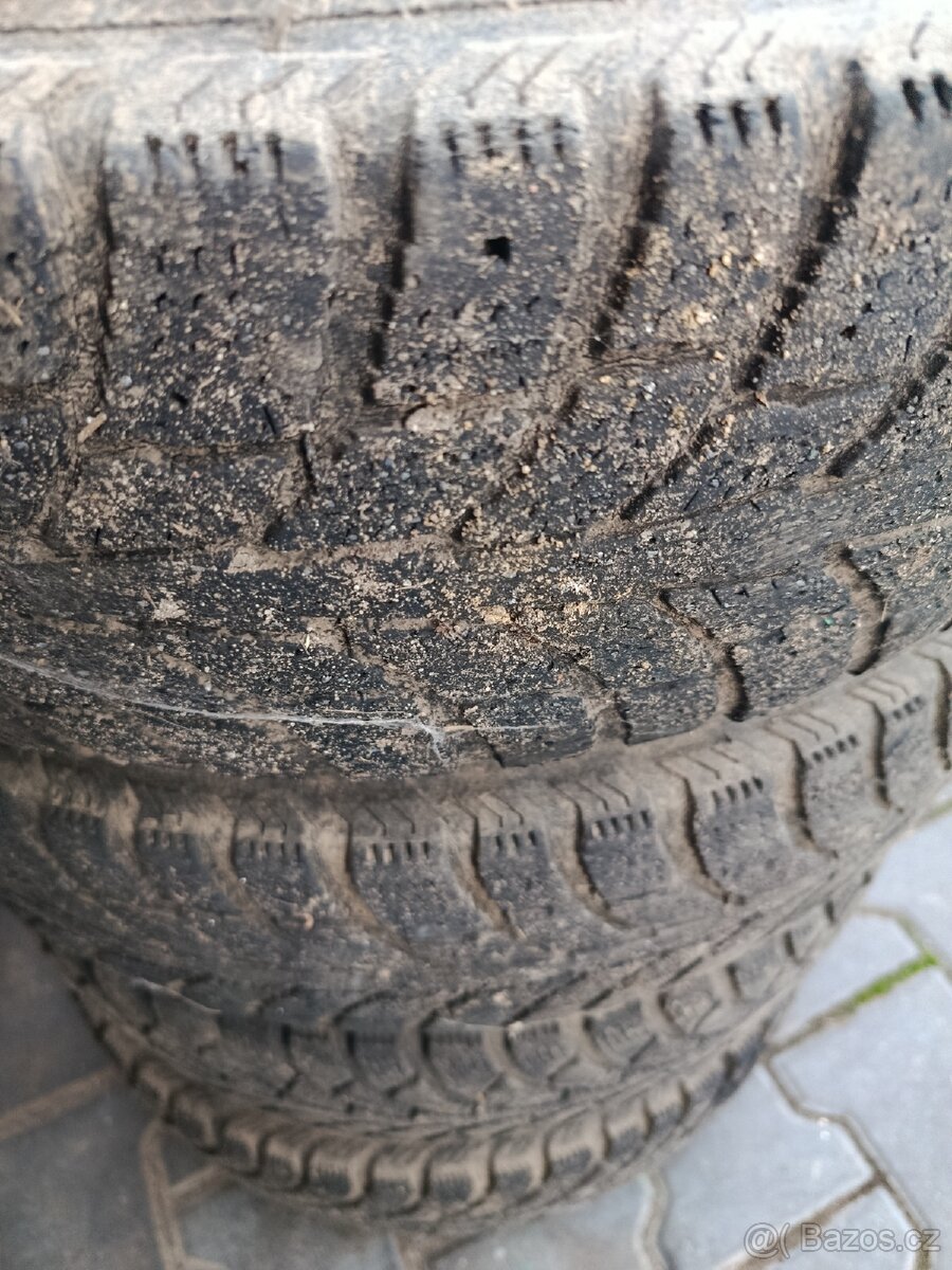 Pneu 165/70/14 zimní