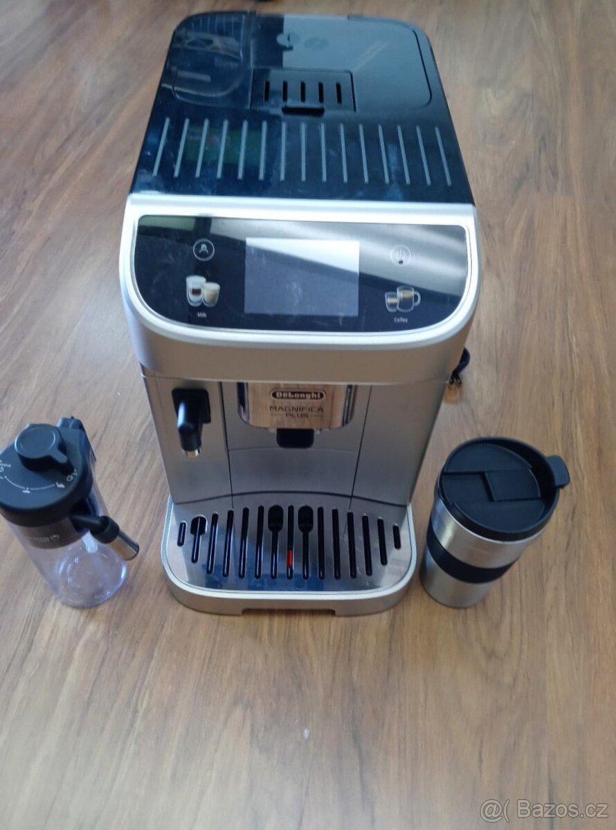DE LONGHI Magnifica Plus ECAM320.60.B