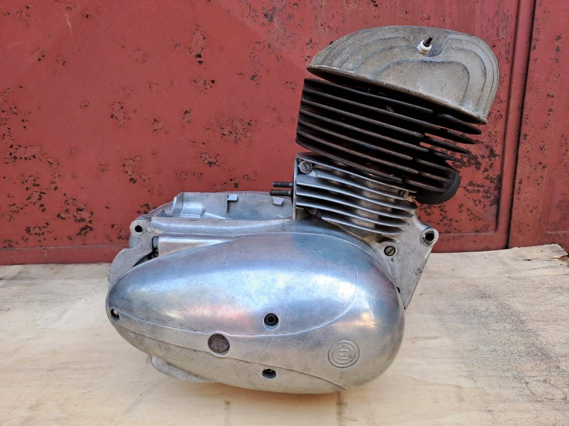 ČZ 250/485 (455) Egypťan 2x motor top stav