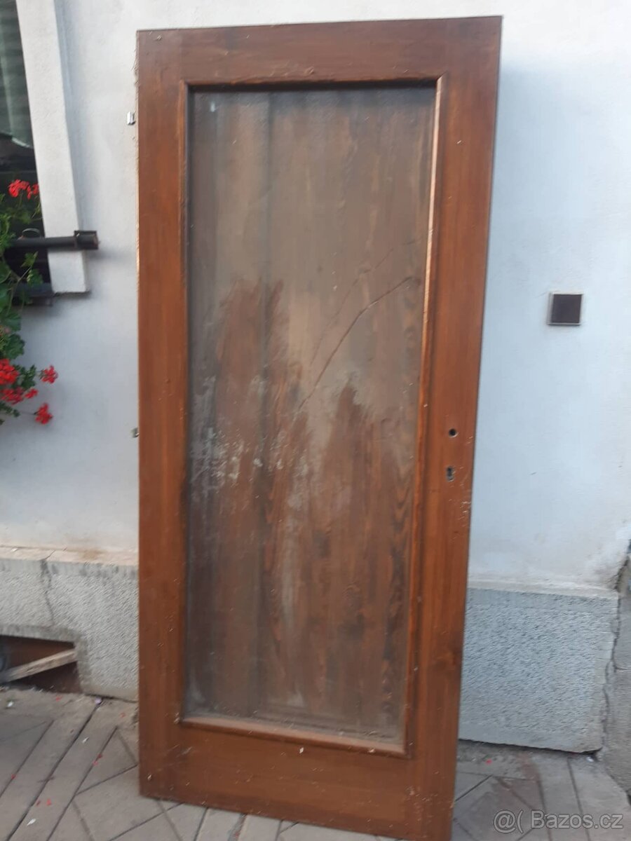 Masivní interiérové dveře, 3ks