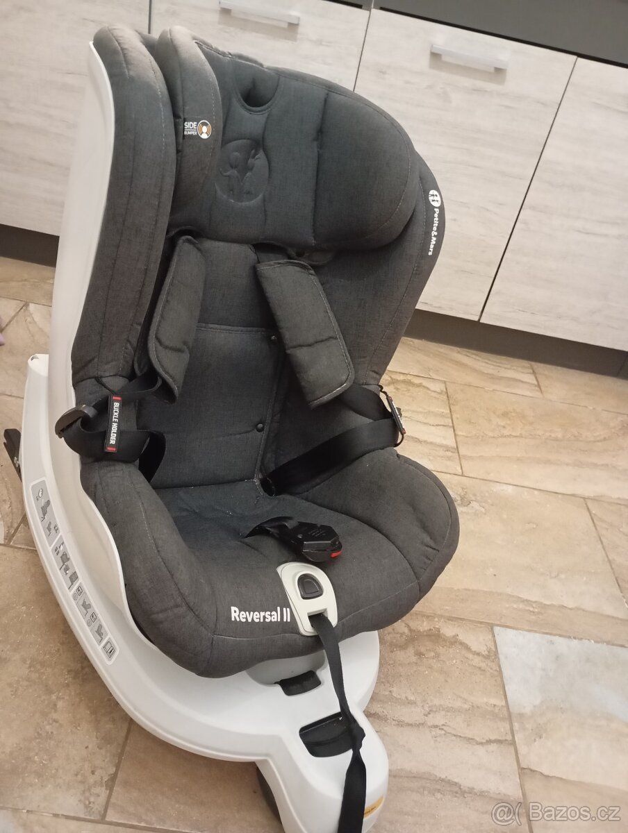 PETITE&MARS Autosedačka Reversal II Isofix Grey (0-18 kg)