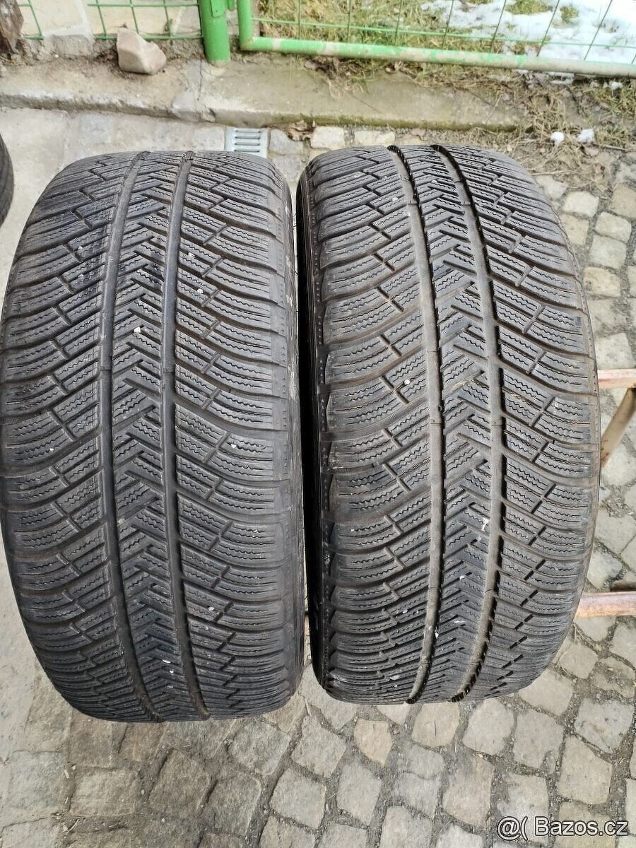 255/45/19 zimni pneu MICHELIN 255/45 R19