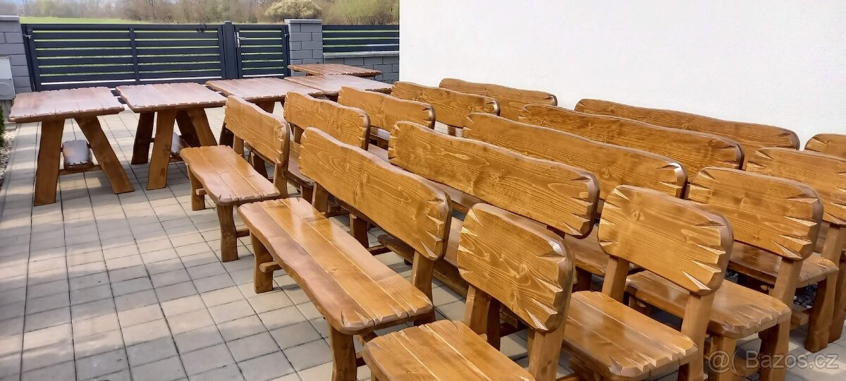 Prodám zahradní krásné masivní dřevěné sezení