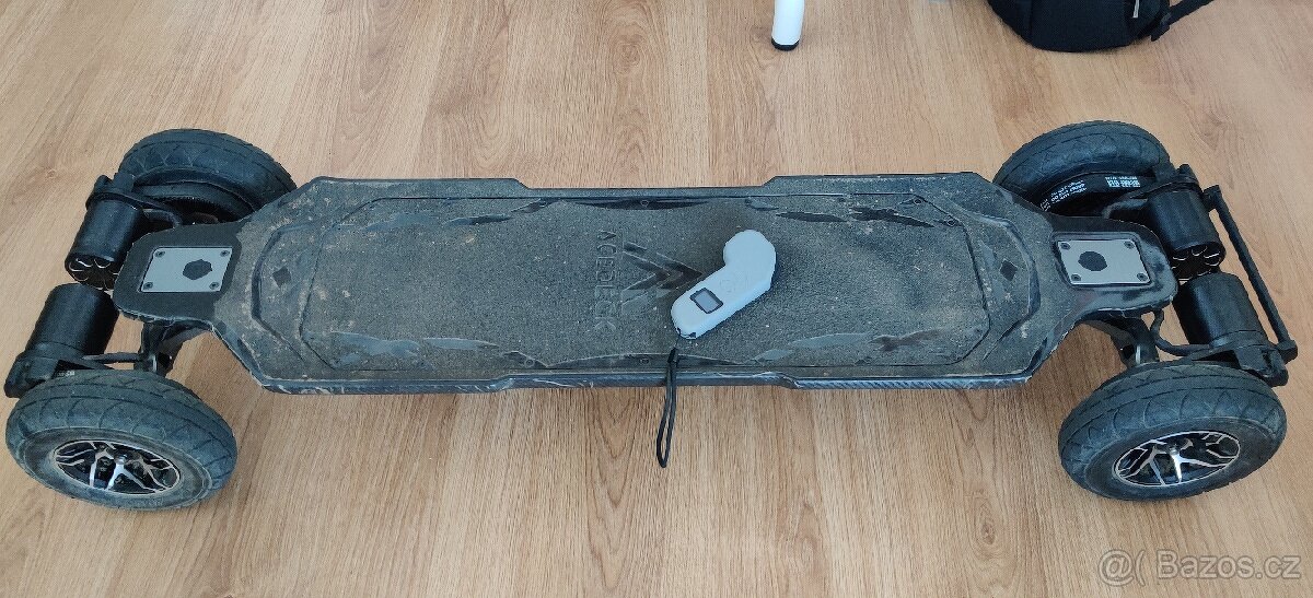 Elektrický skateboard Acedeck ARES X1 belt drive 4WD