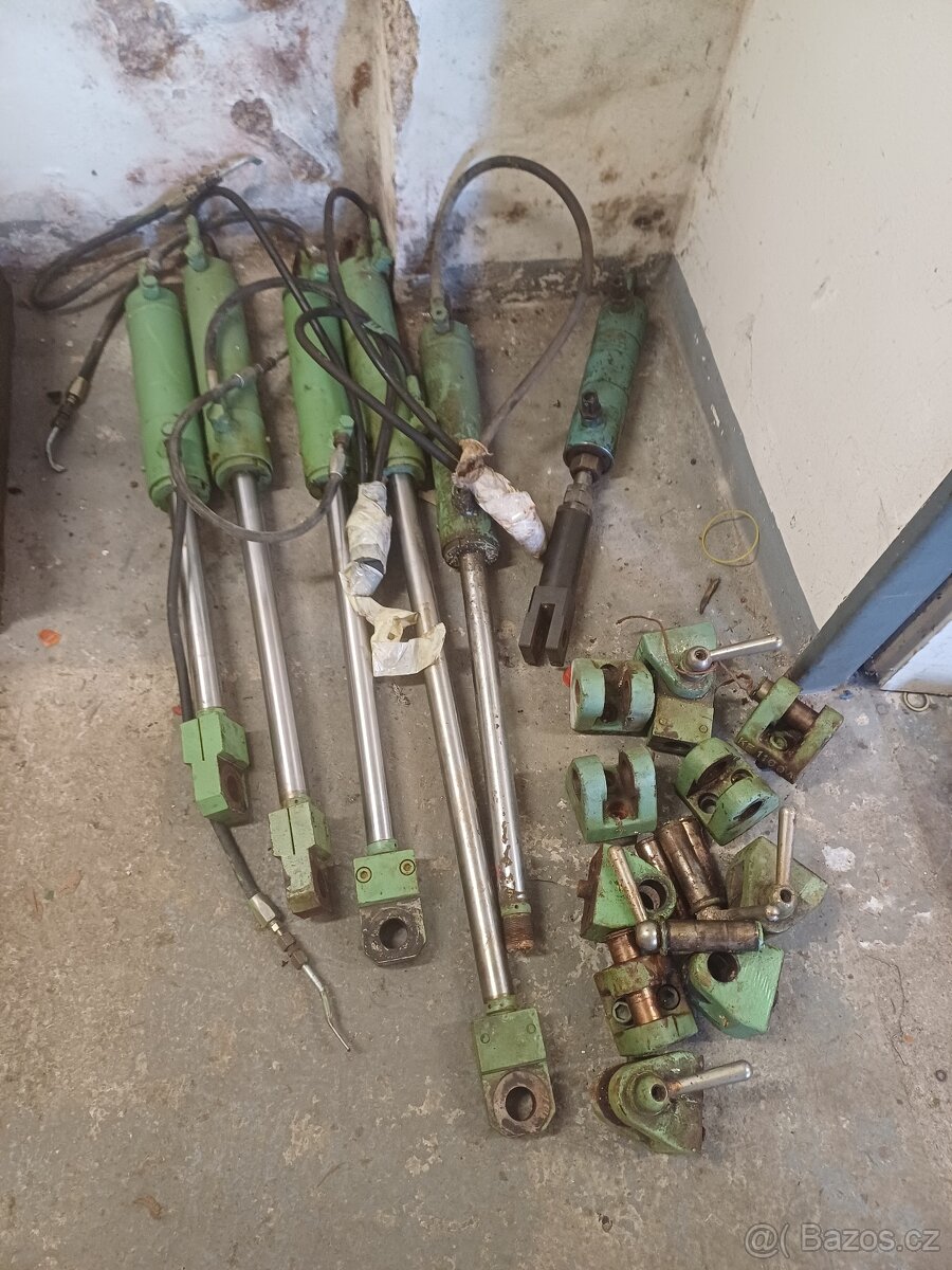 Pístnice, hydraulické válce včetně upínacích čepů