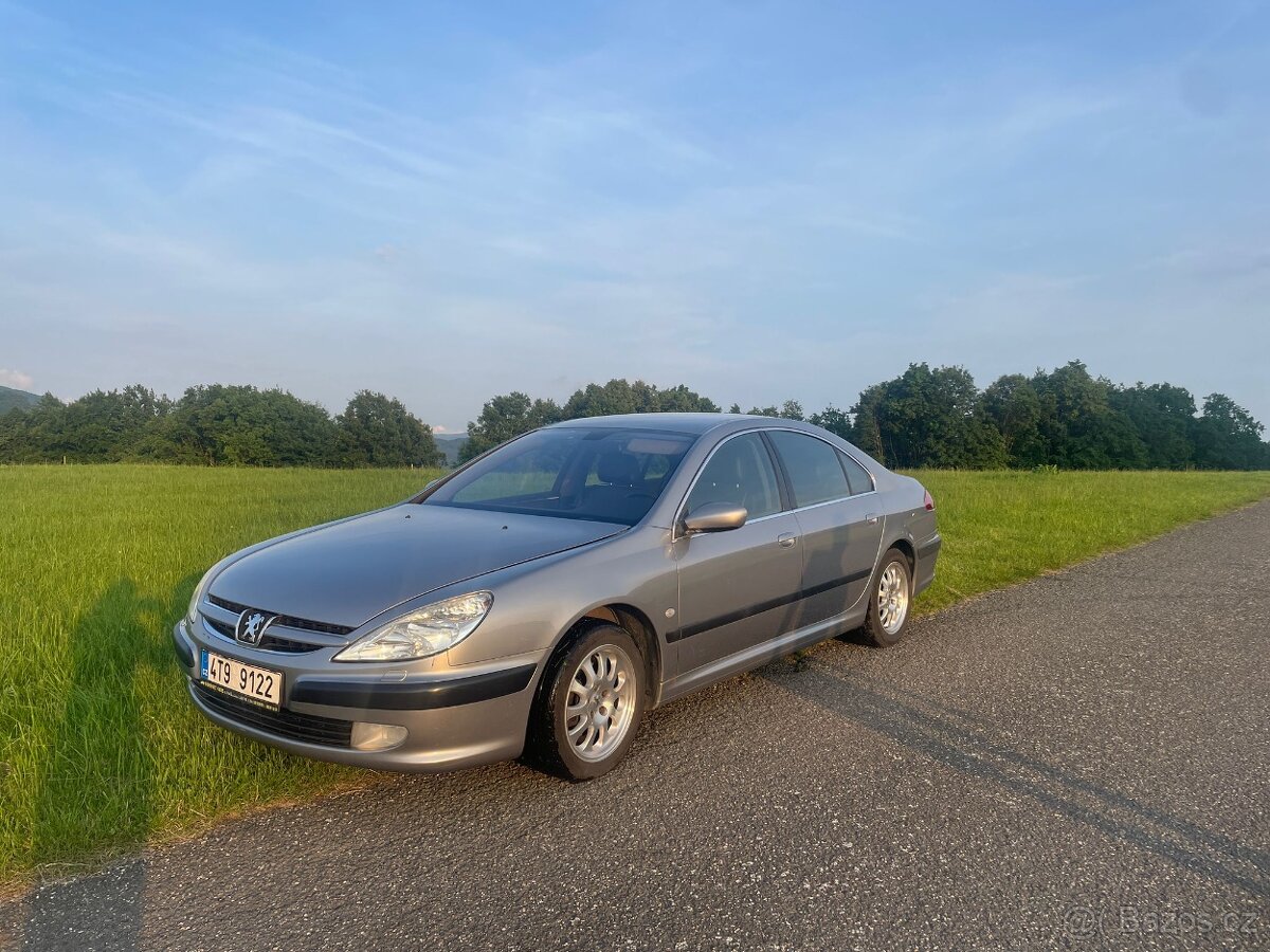 Peugeot 607