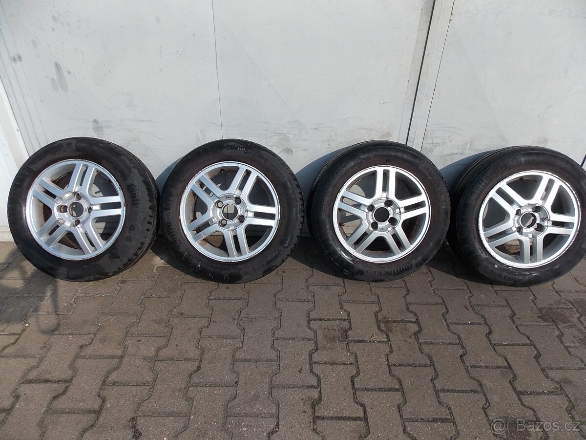 Sada ALU kol Ford s pneu 185/65 R15