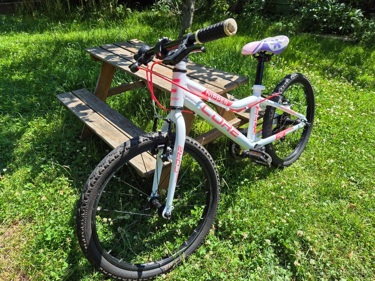 Lehké dětské kolo CORE NIPPER 20"