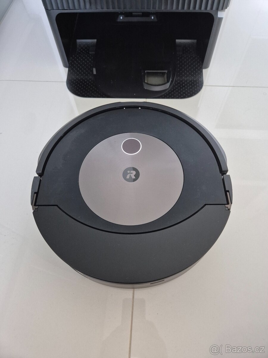 iRobot Roomba Combo j9+ s mopom