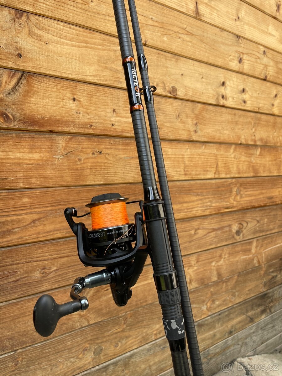 Spodový prut+naviják Delphin meteor 5lb/Corzar 8T