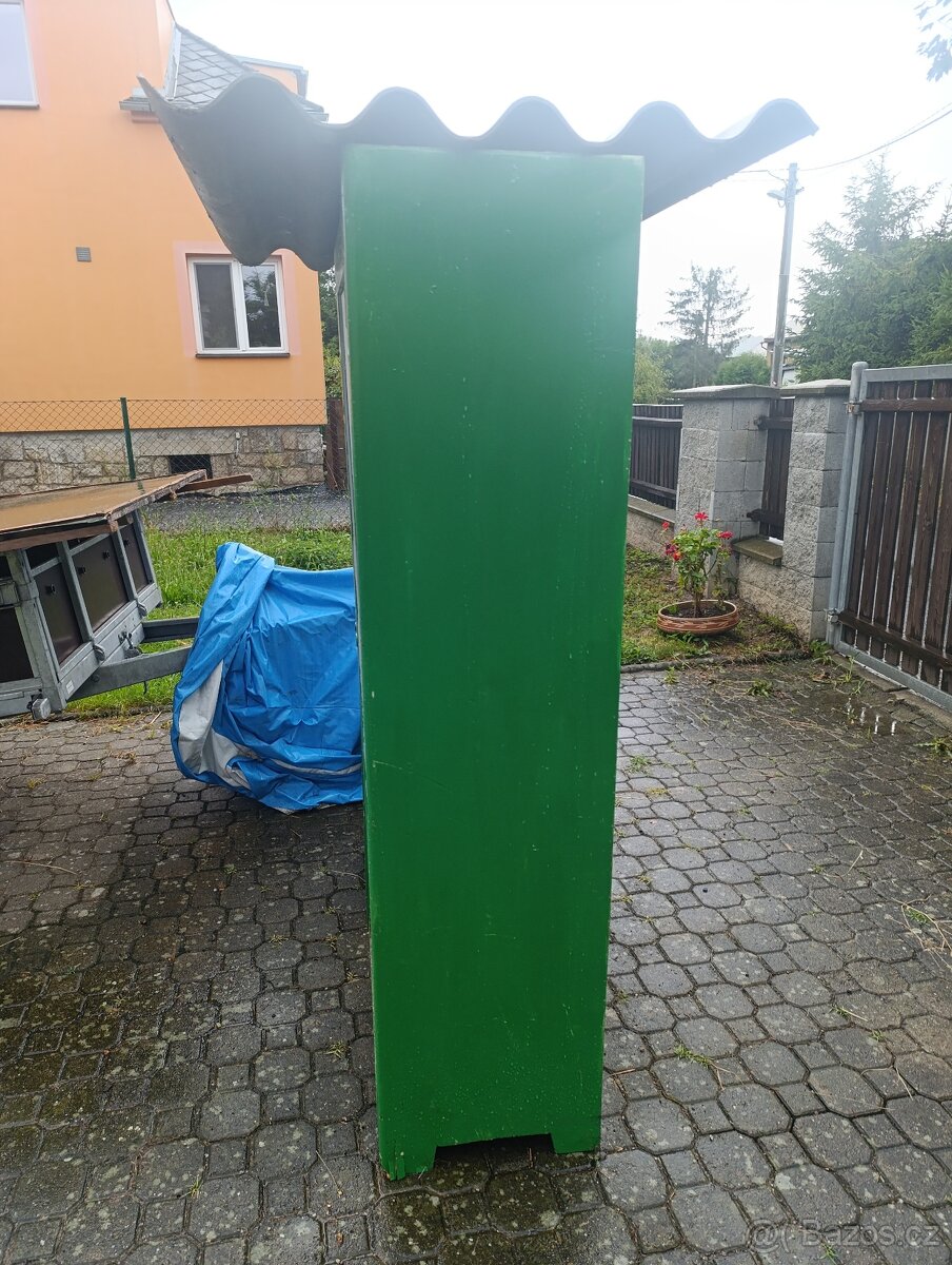 Prodám starožitnou skrin