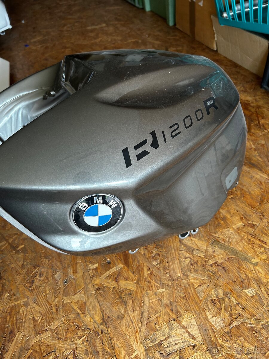 Palivová nádrž BMW R1200R