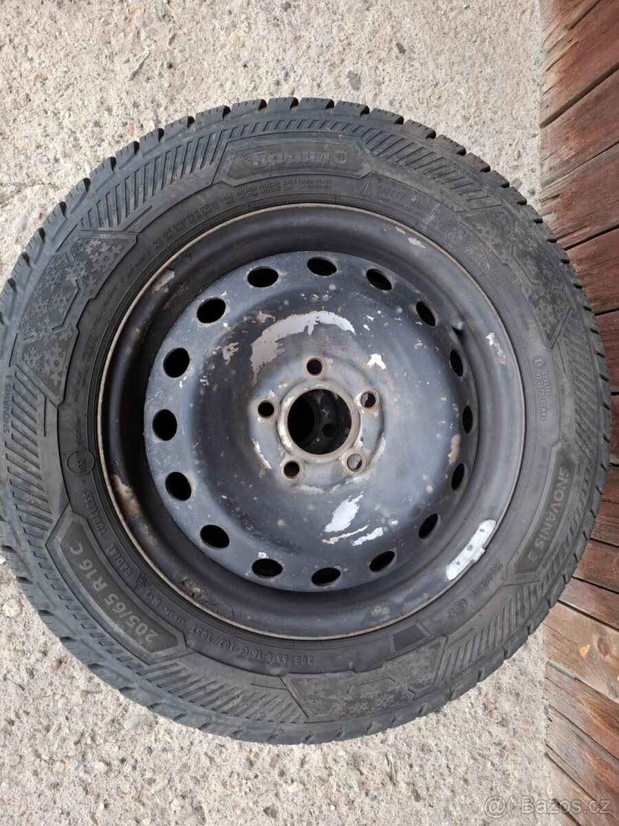 Renault Trafic II - 2x disky se zimním pneu 205/65 R16C