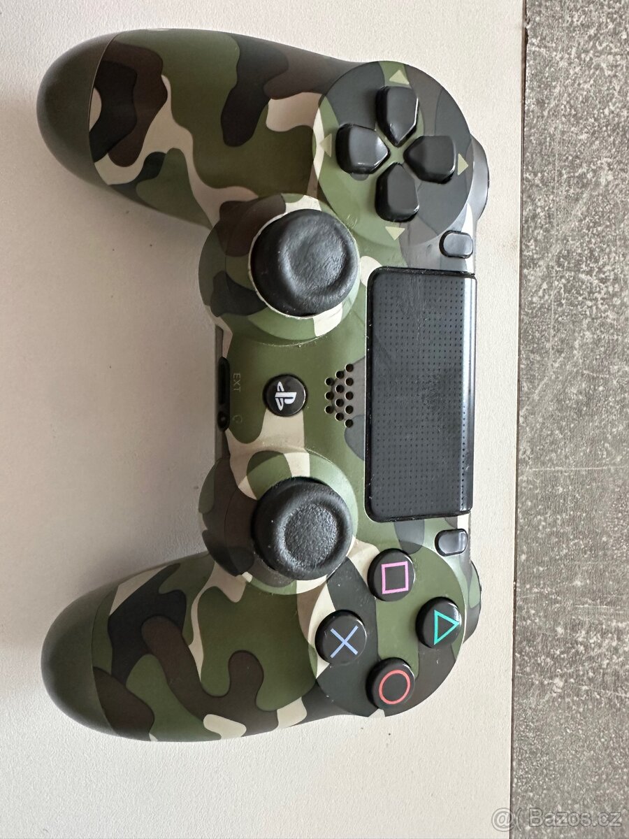 Playstation 4 ovladače