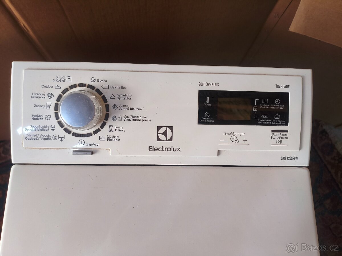 Pračka Electrolux EWT1266EXW s vrchním plněním