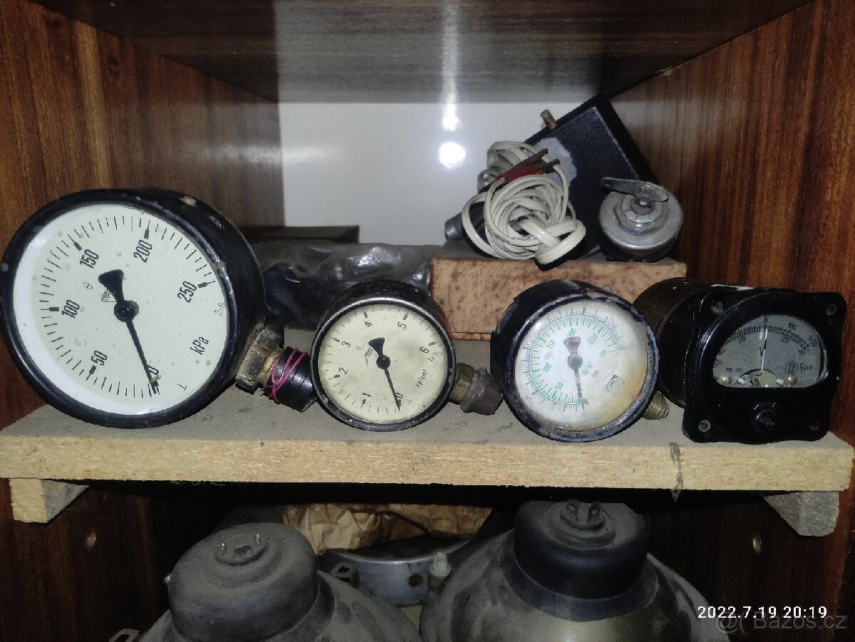 Zetor - různé díly