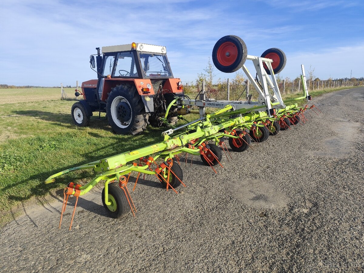 Obraceč píce Claas VOLTO 870T