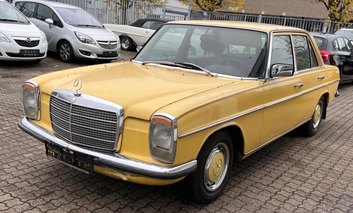Mercedes-Benz W114/W115  230