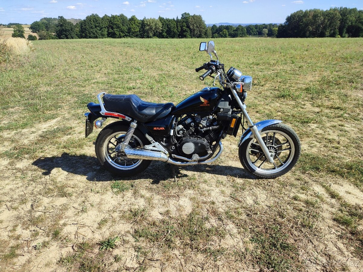 Honda Magna V30 VF500C