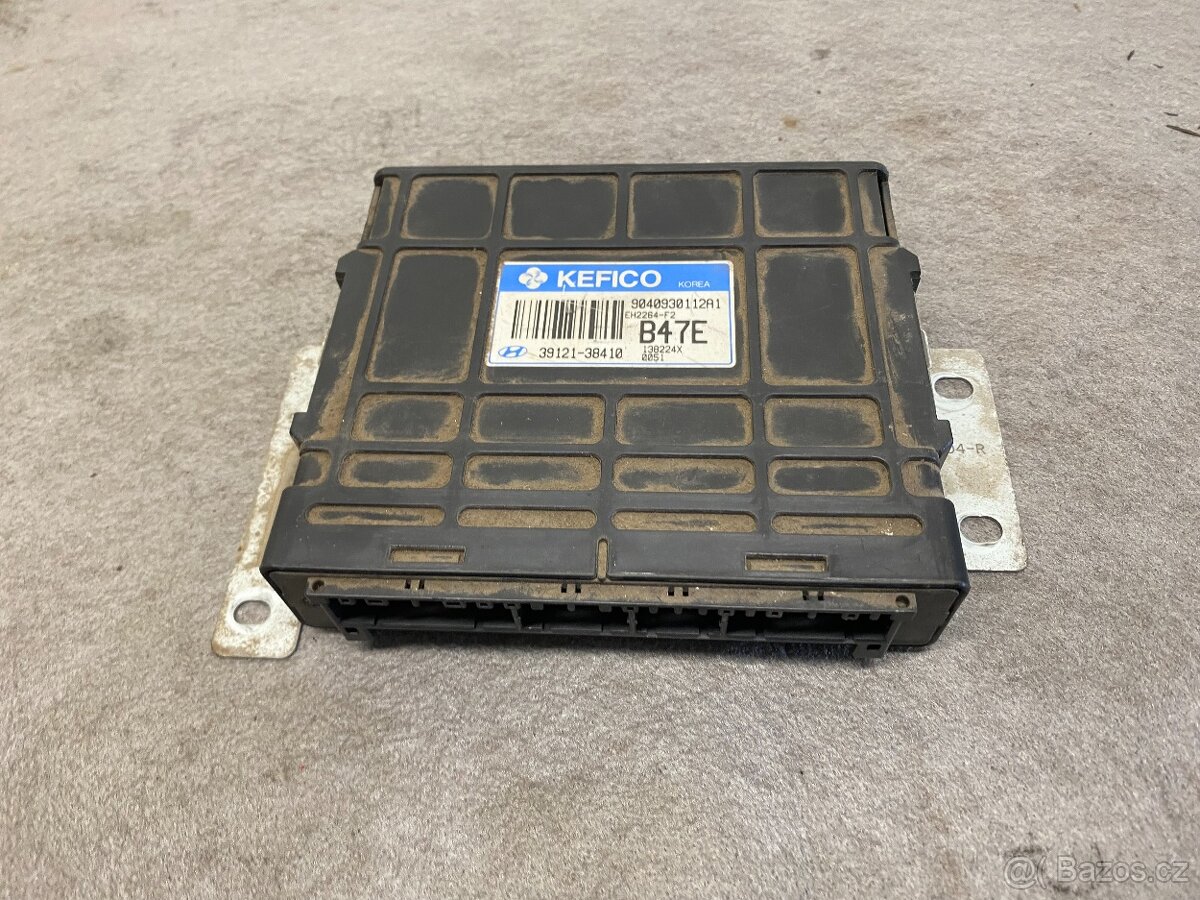 HYUNDAI SANTE FE I 2.4 107KW 00-06 - ŘJ MOTORU 39121-38410