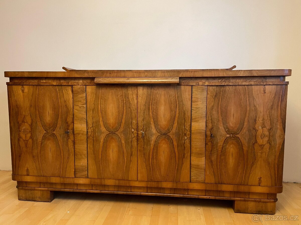 Prvorepublikový nábytek