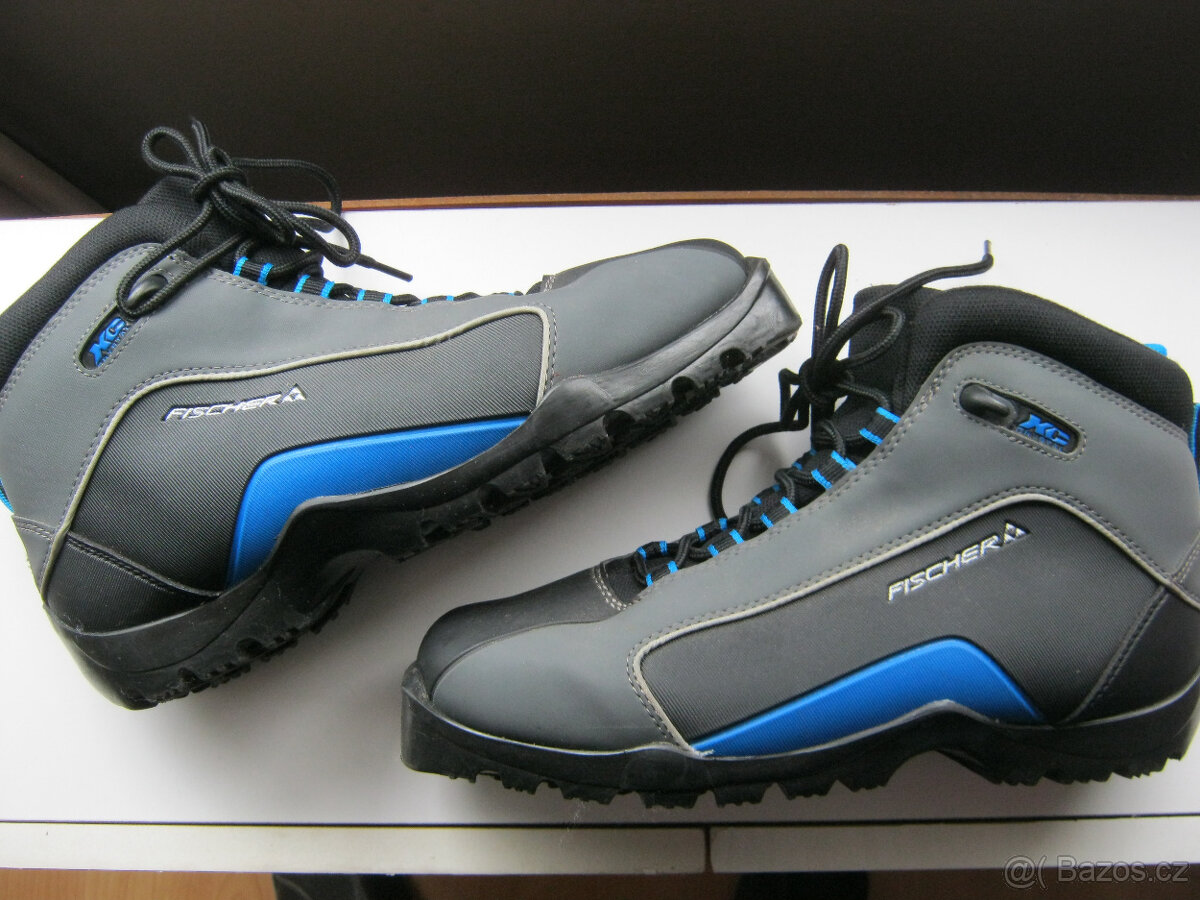 Boty na běžky FISCHER XC CRYSTAL vel.45, stélka 29,0cm