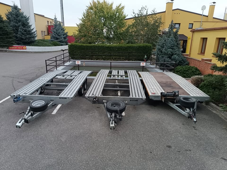 Podval - lafeta - laveta - plato - vlek - přívěs -přepravník