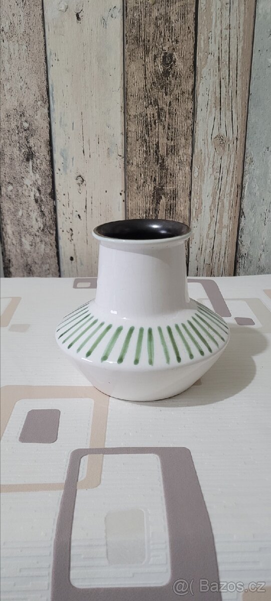 Porcelánová váza - KRAVSKO